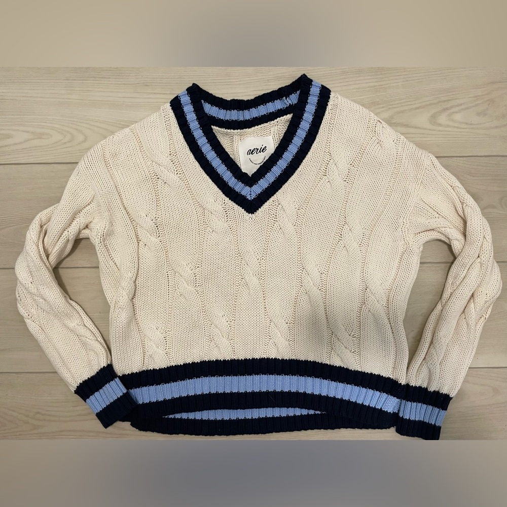 aerie Cream Cable Knit V-Neck Sweater with Blue & Navy Trim